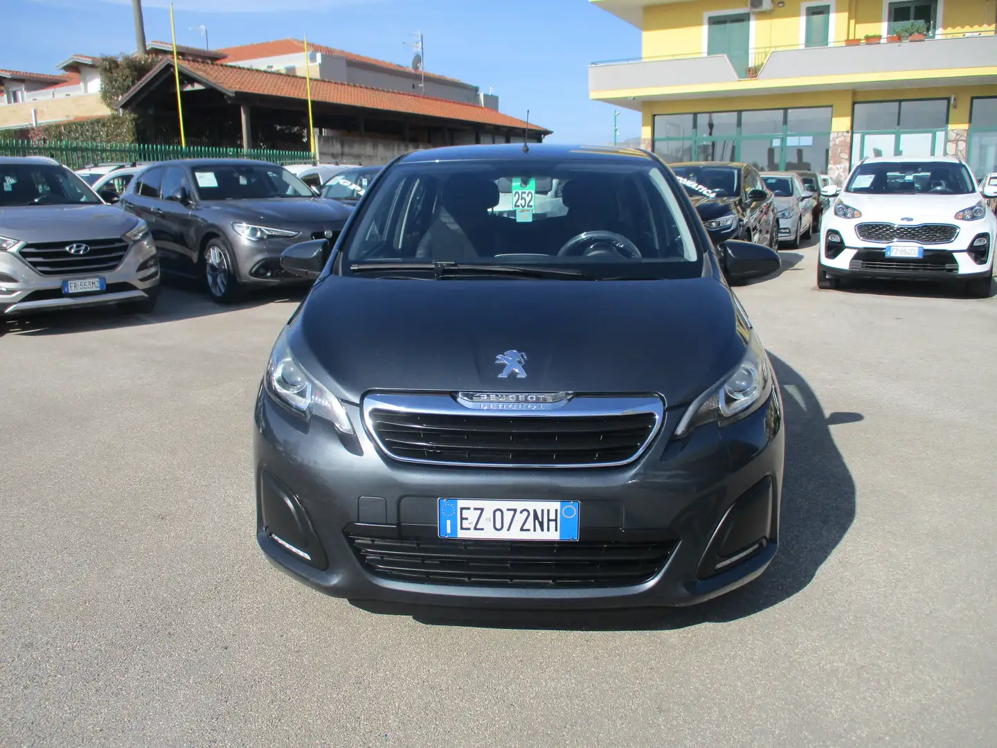 Peugeot 108 108 5P 1.0 12v ACTIVE E5 132000 KM CERTIFICATI Gris - 2