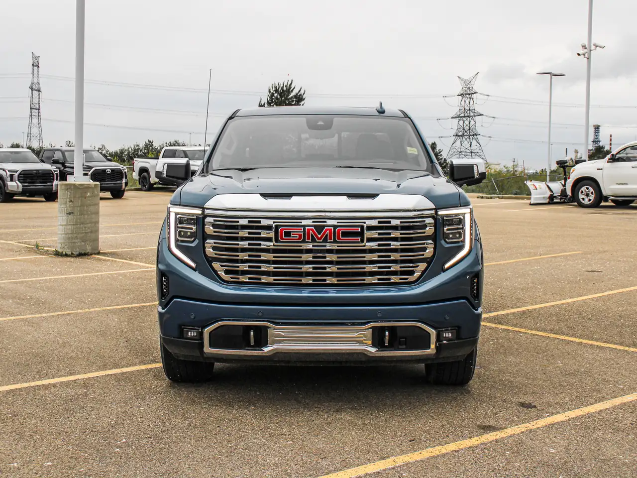 GMC Sierra 1500 снимка GMC Sierra 1500
