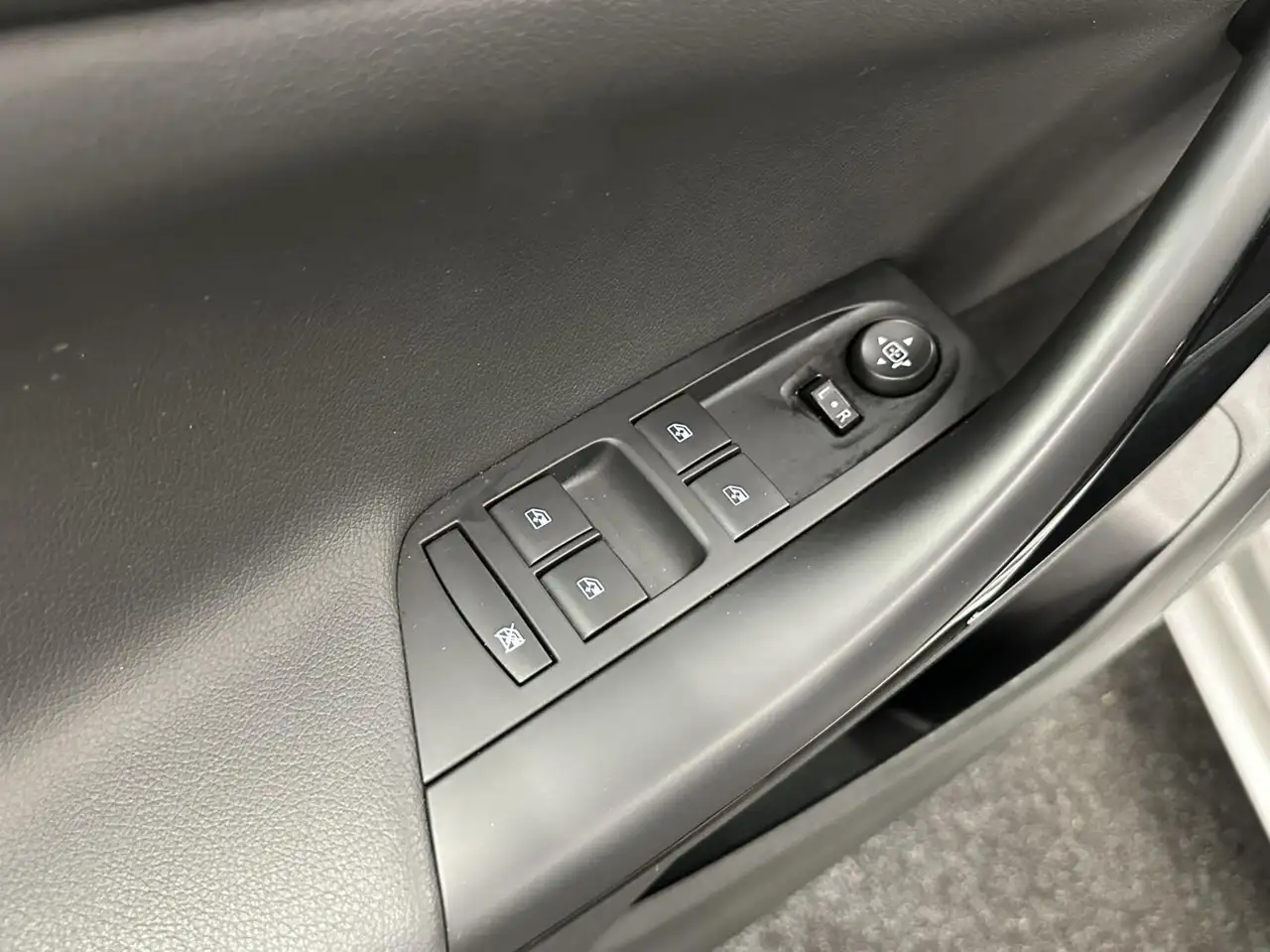 Opel Astra Sports Tourer 1.2 Blitz Elegance CARPLAY ECC NAVI, миниатюра 24