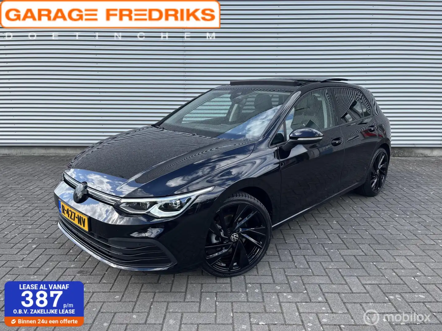 Volkswagen Golf 1.5 TSI | Pano | Sfeerverl | All Season | Negro - 1