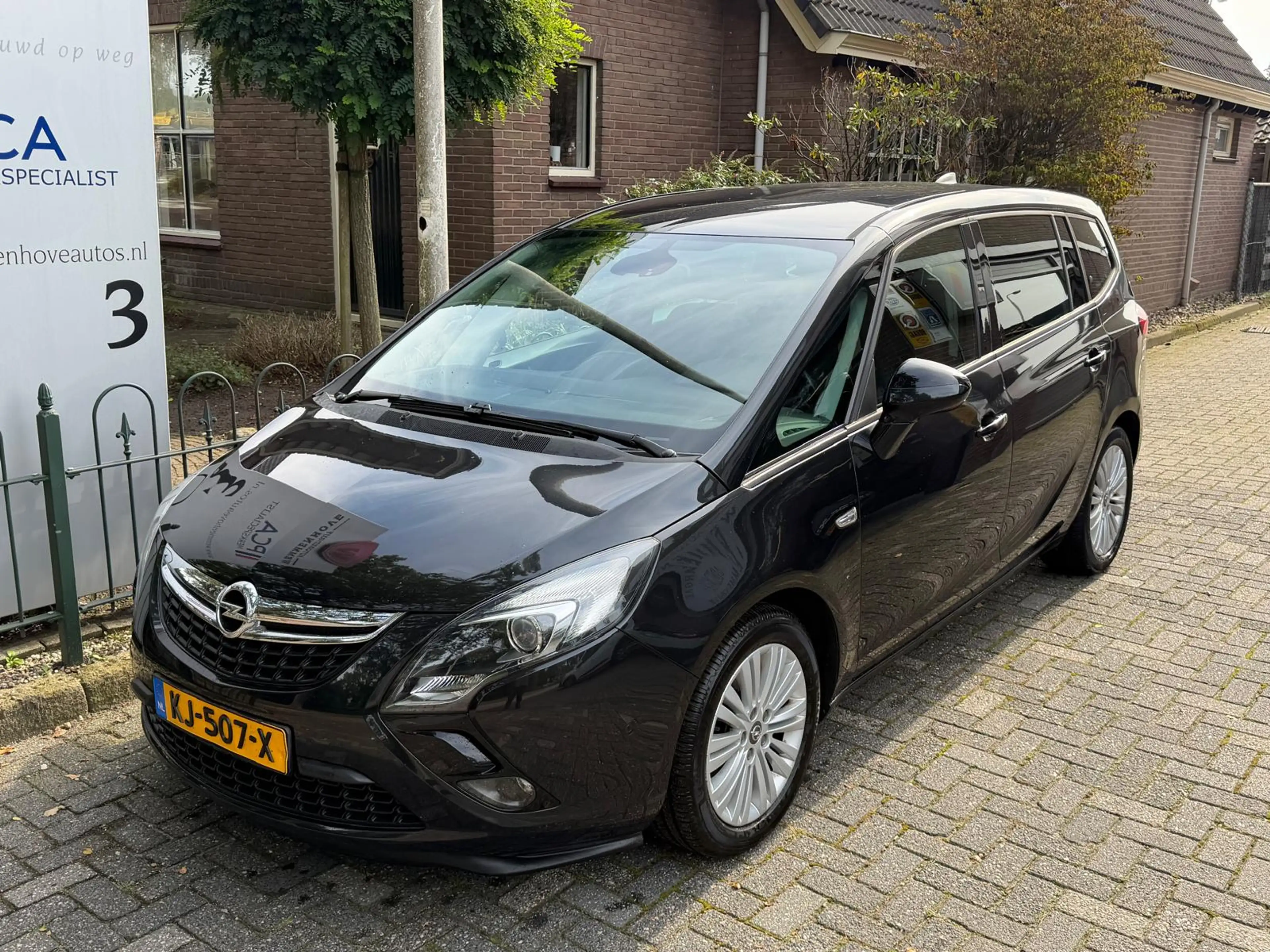 Opel Zafira Tourer 1.4 Edition 7p. — photo 4