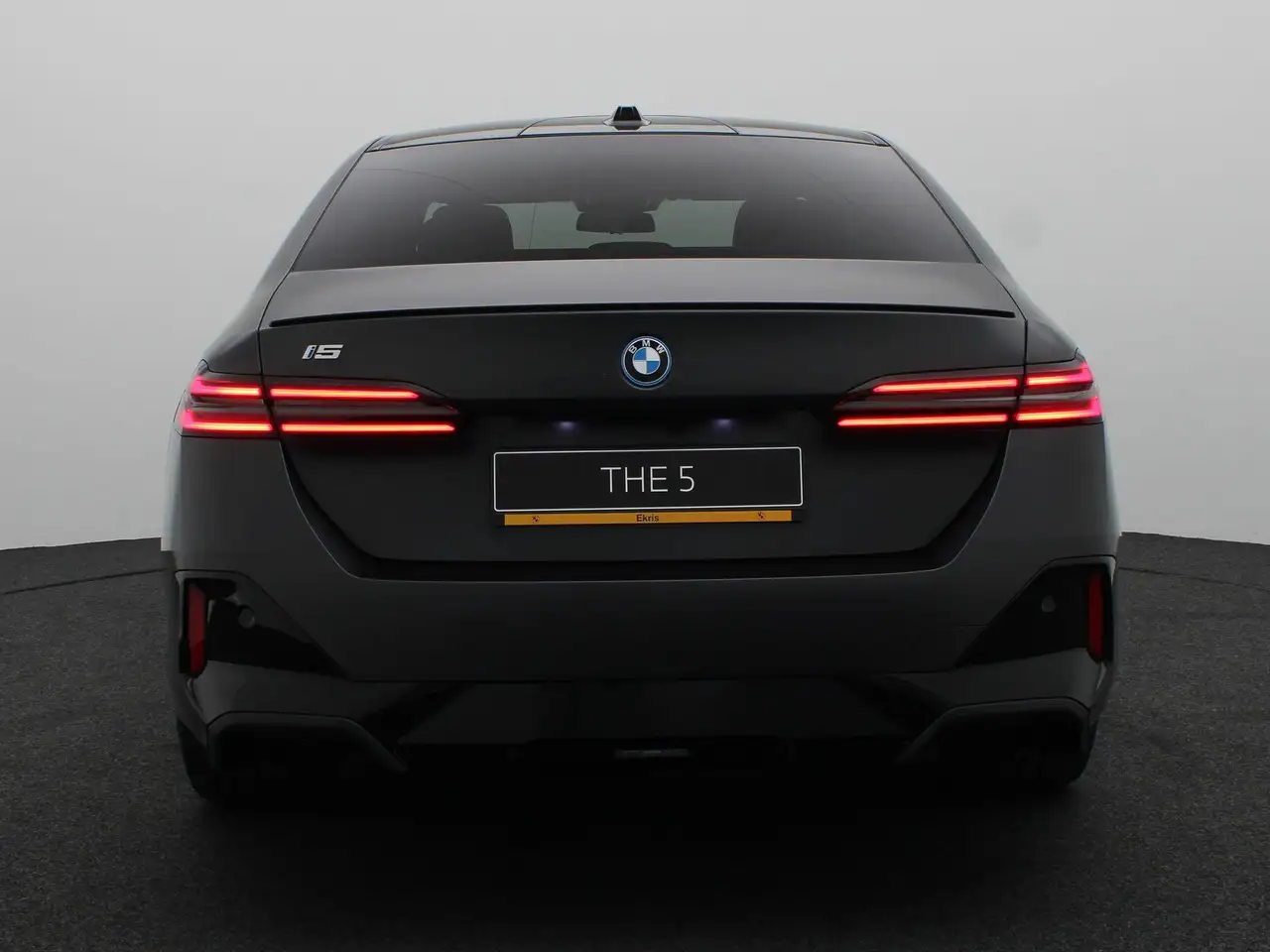 BMW i5 2026
