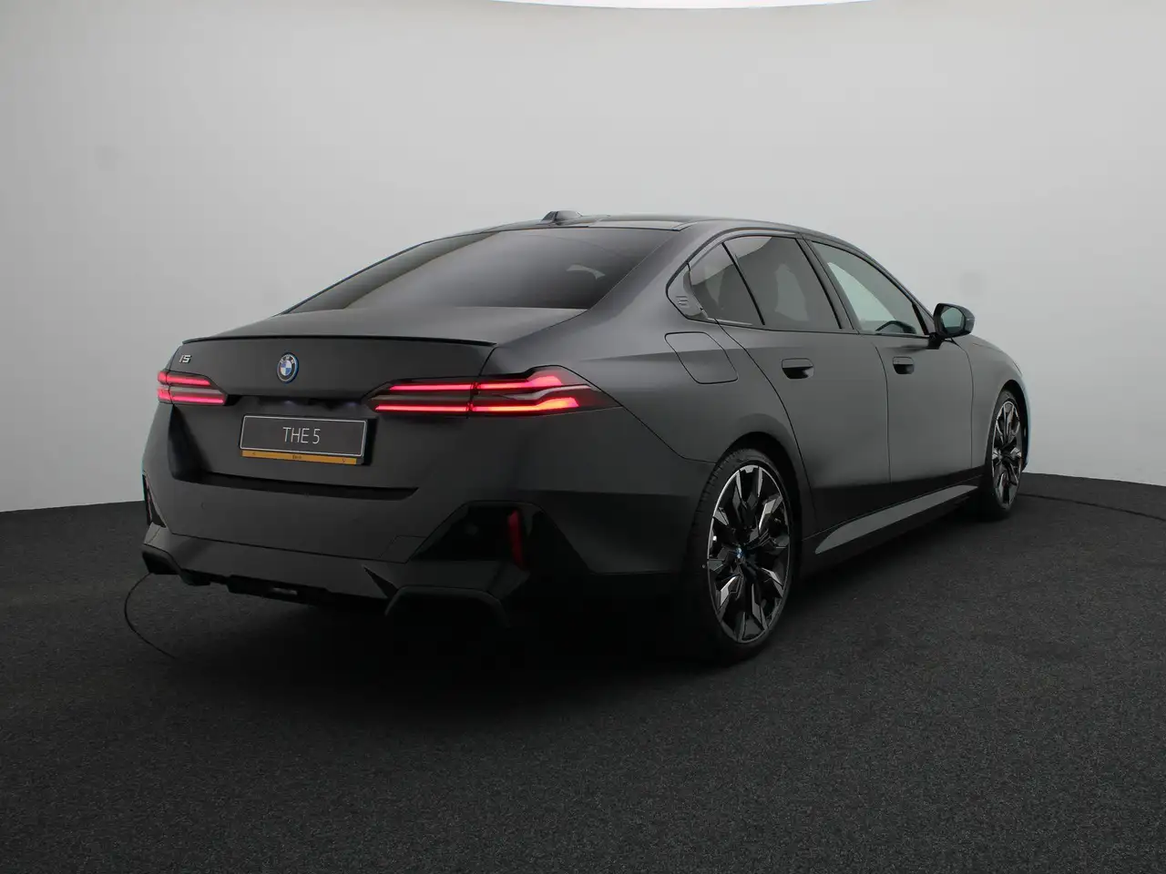 BMW i5 2026