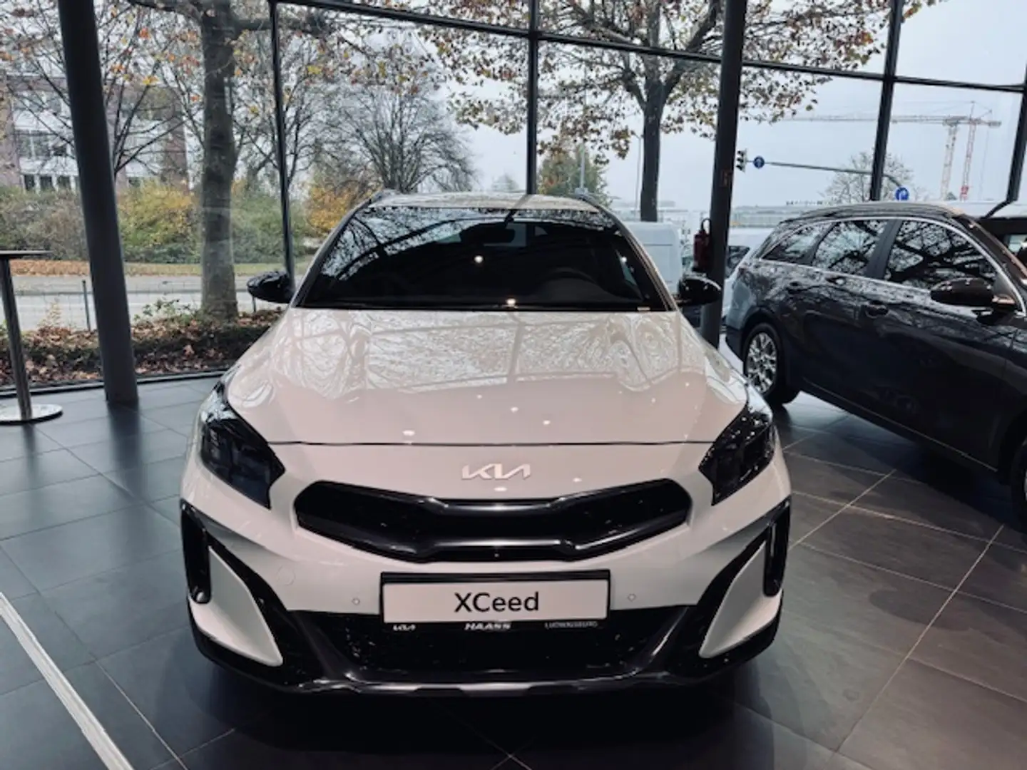 Kia XCeed 1.5 T-GDI OPF DCT7 GT-LINE Weiß - 2