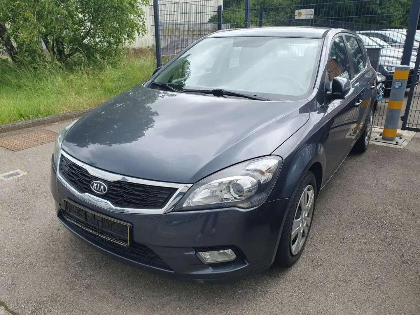 Kia Ceed / cee'd CRDI Gris - 1
