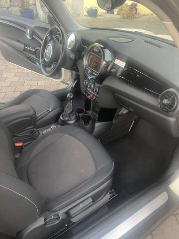 MINI One One Metropolitan