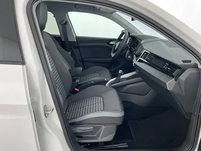 Audi A1 view 10