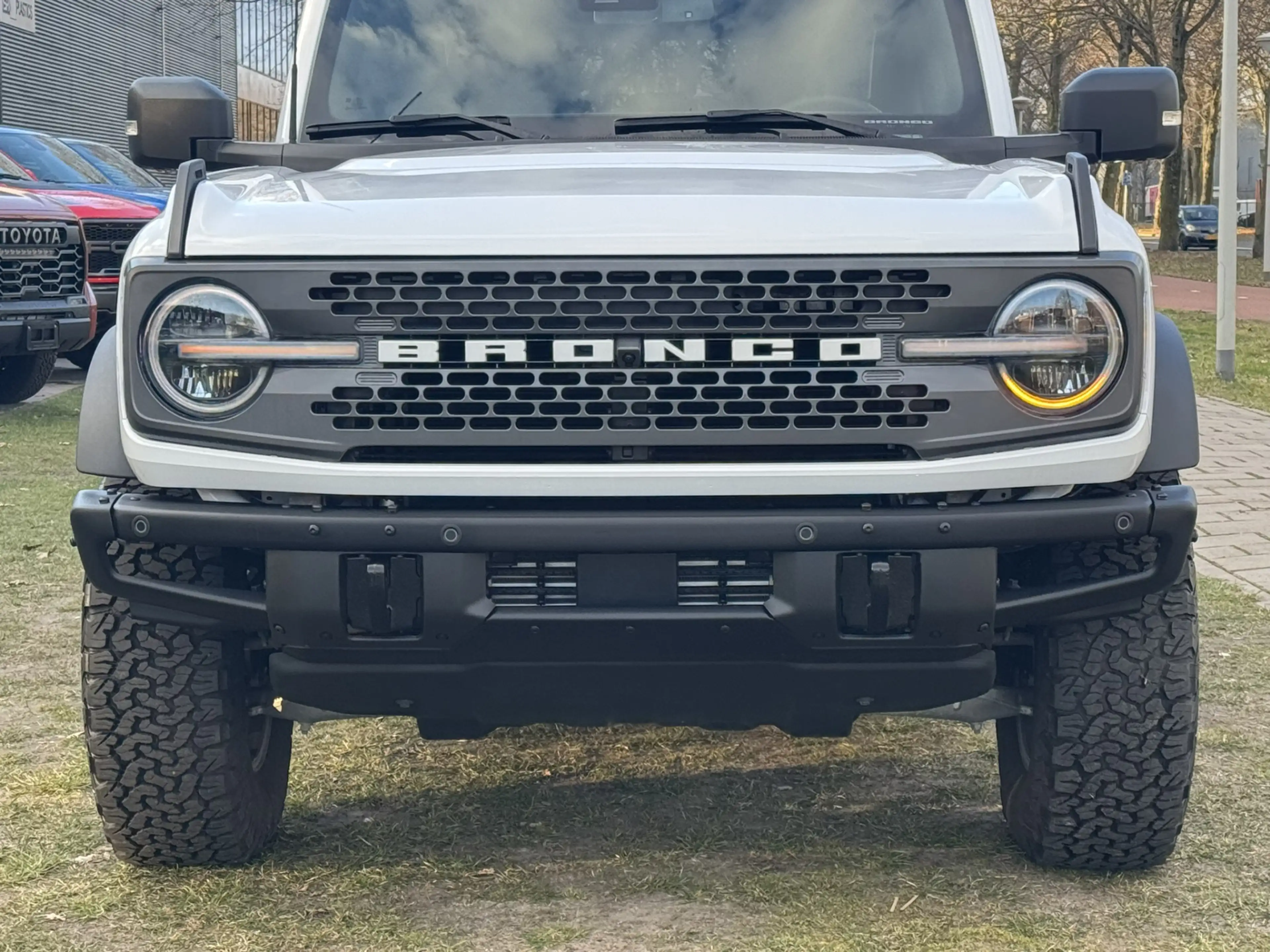 Ford Bronco AWD 2.7L V6 BADLANDS — photo 6
