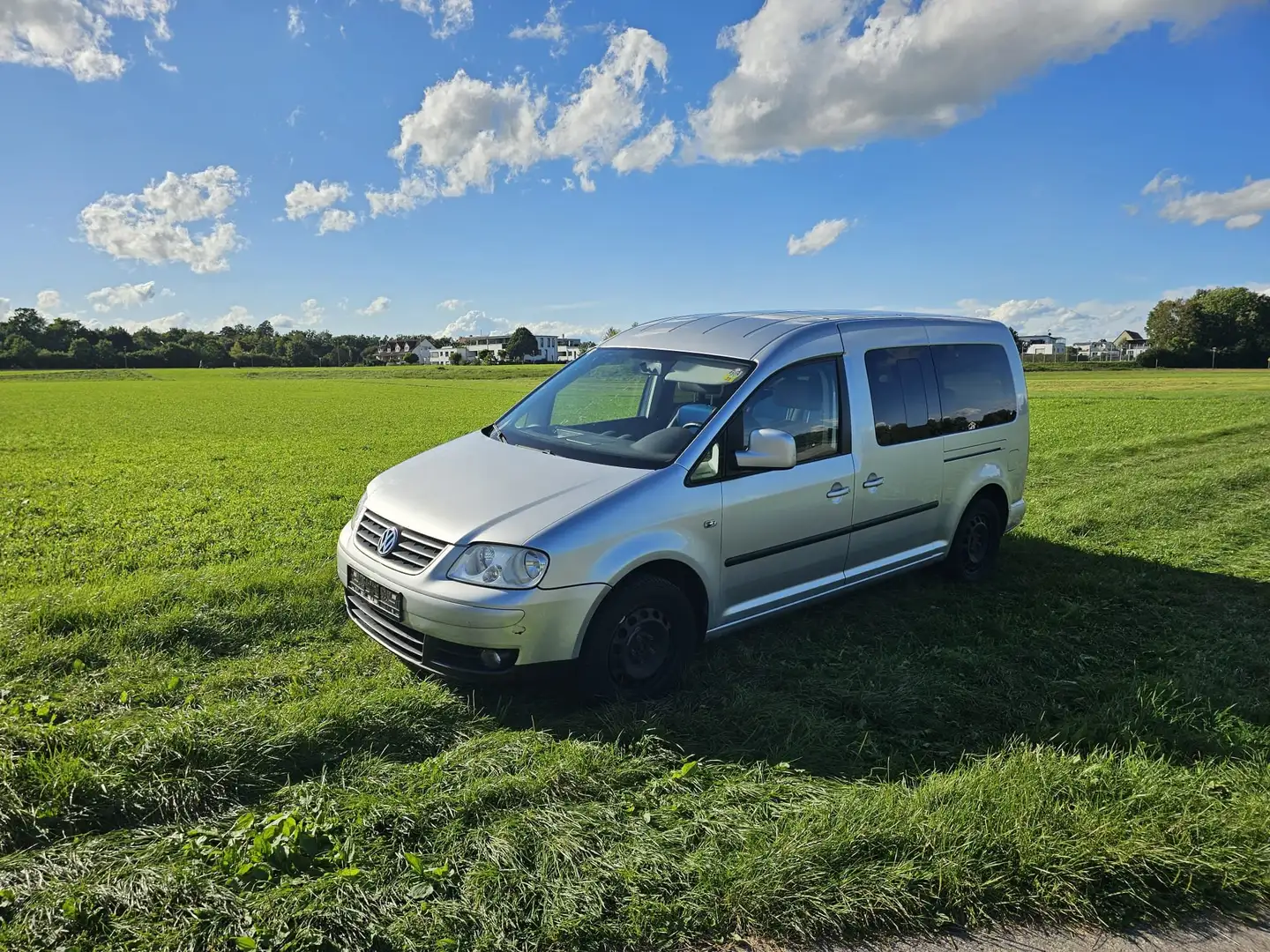 Volkswagen Caddy Caddy 1.9 TDI DPF Maxi Life (7-Si.) Silber - 1