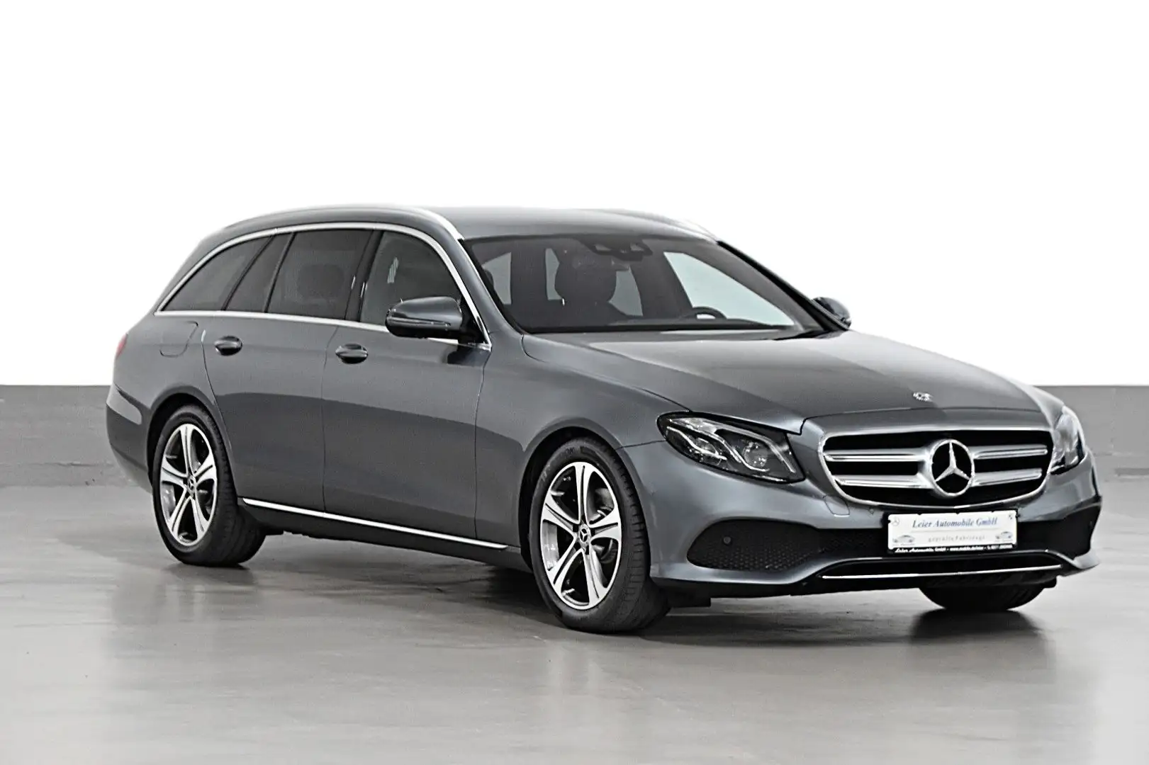 Mercedes-Benz E 220 D T 9G-TRONIC AVANTGARDE*AUS 1 HAND* Gris - 1