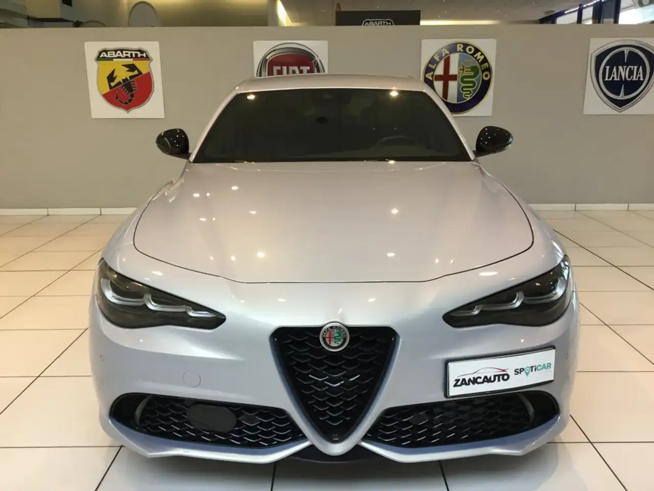 Alfa Romeo Giulia 2024