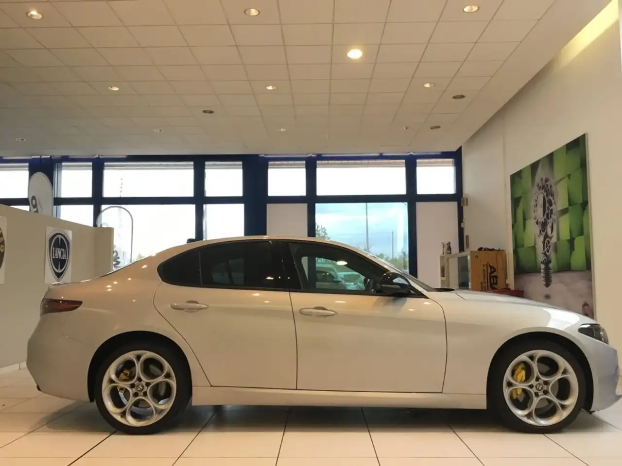 Alfa Romeo Giulia 2024