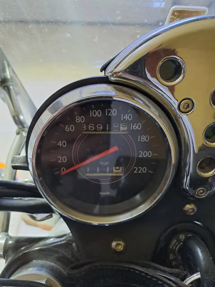 Moto Guzzi California 1100