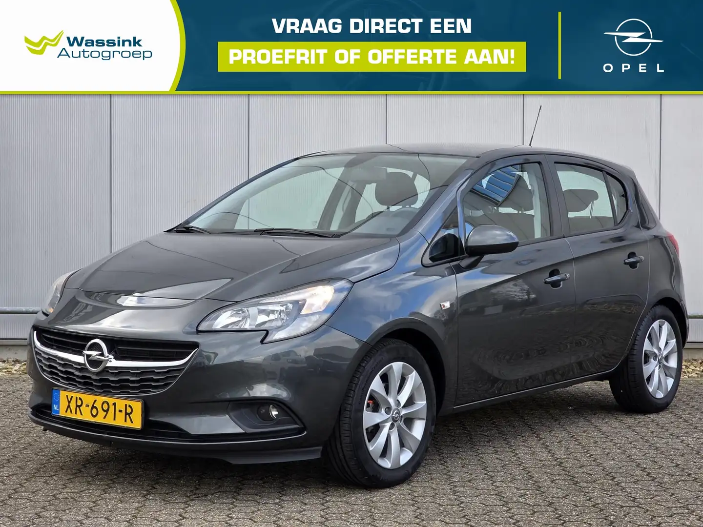 Opel Corsa 1.4 90pk 5drs Favourite | Navigatie | Airco | Crui Grijs - 1