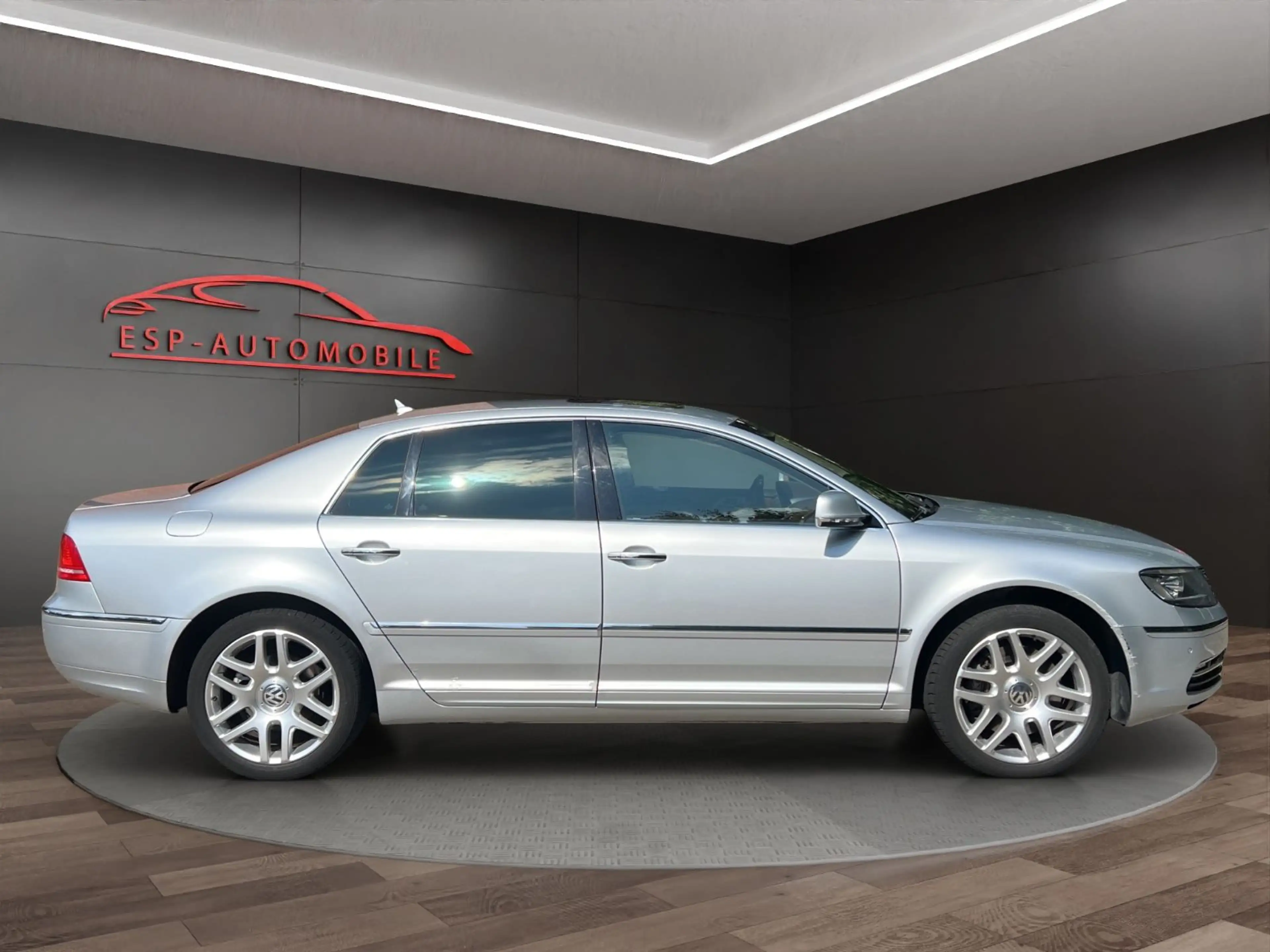 Volkswagen Phaeton V6 TDI 4Motion*M-SITZ*NAVI*AHK*PDC*S-DACH — photo 8