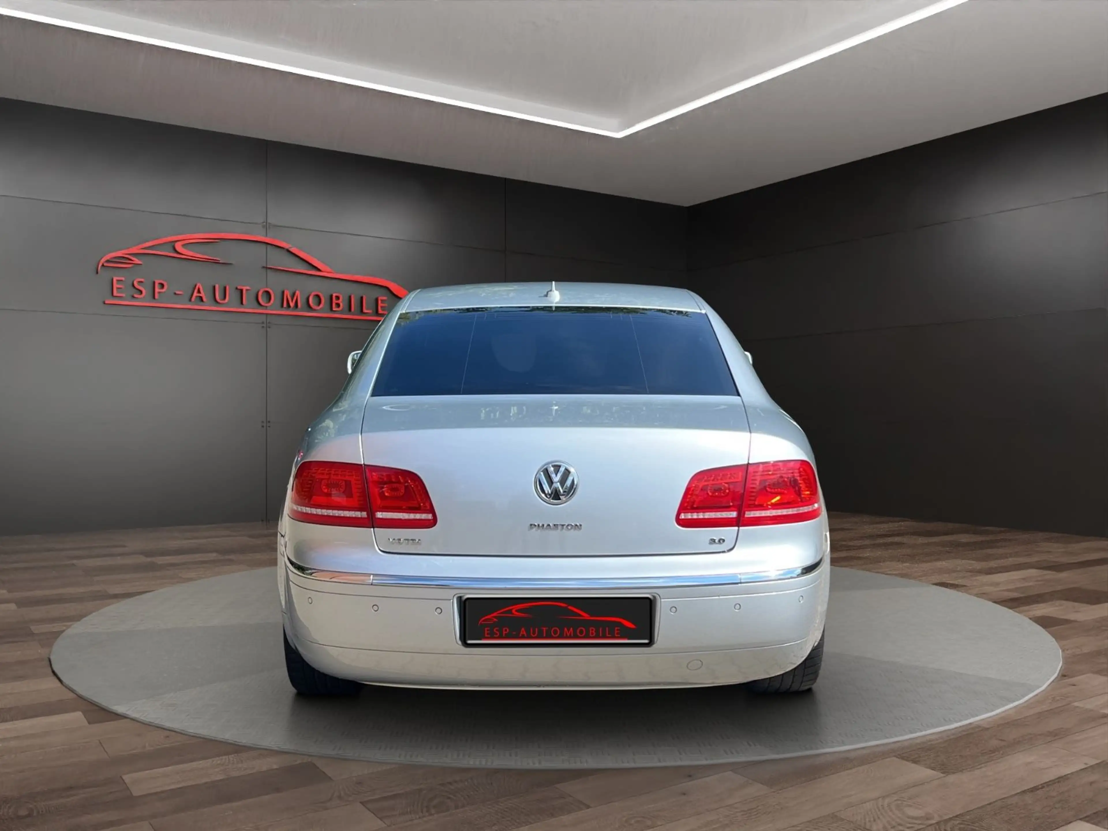 Volkswagen Phaeton V6 TDI 4Motion*M-SITZ*NAVI*AHK*PDC*S-DACH — photo 6