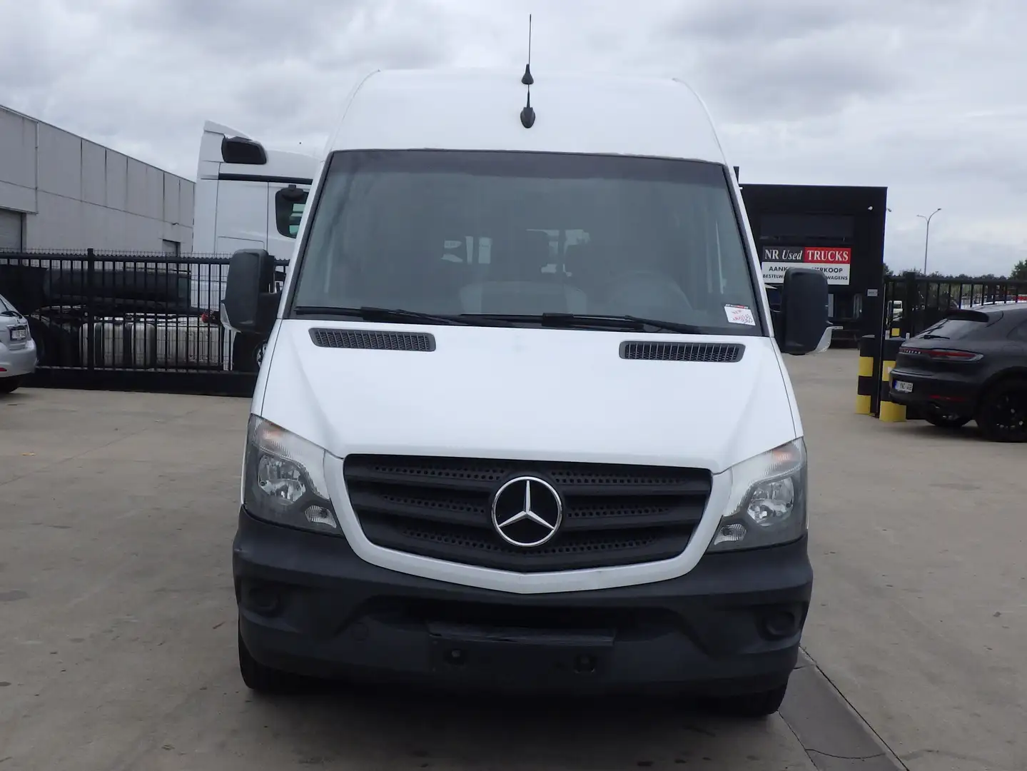 Mercedes-Benz Sprinter 313 (Stock ID 79360) Wit - 2