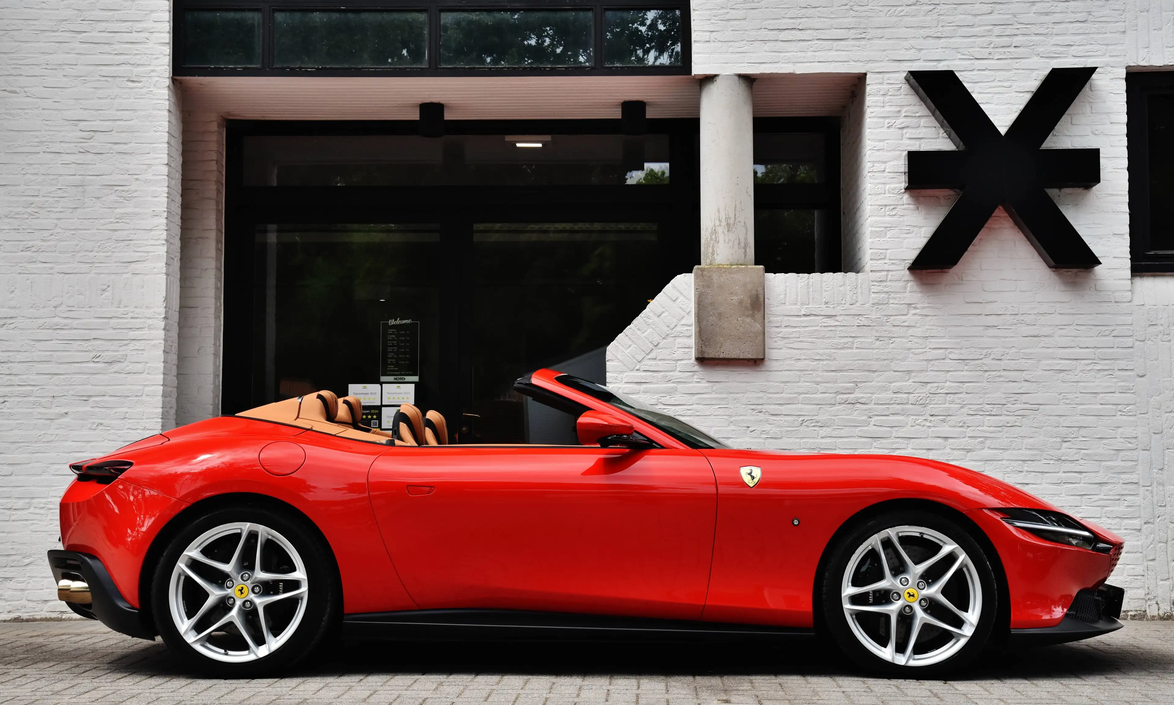 Ferrari Roma SPIDER 3.9 V8 BITURBO F1 *** PERSONALISTATION PACK *** — photo 3