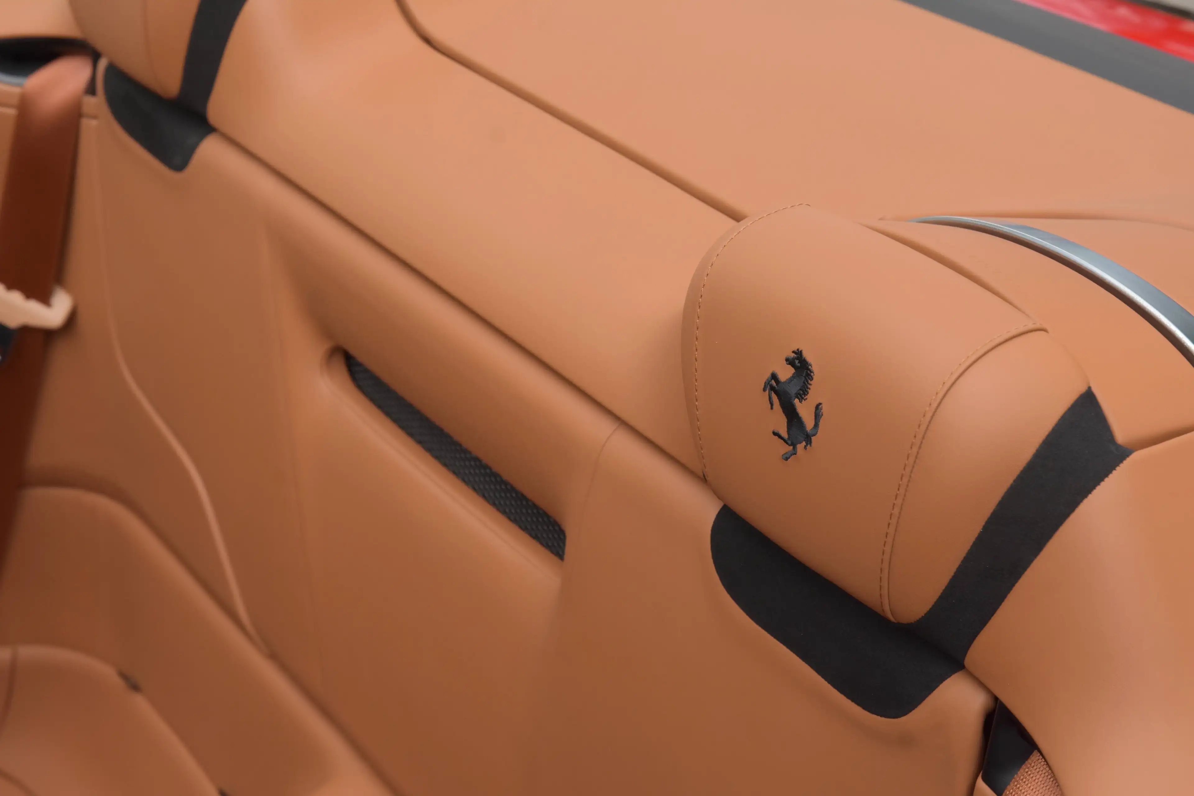 Ferrari Roma SPIDER 3.9 V8 BITURBO F1 *** PERSONALISTATION PACK *** — photo 12