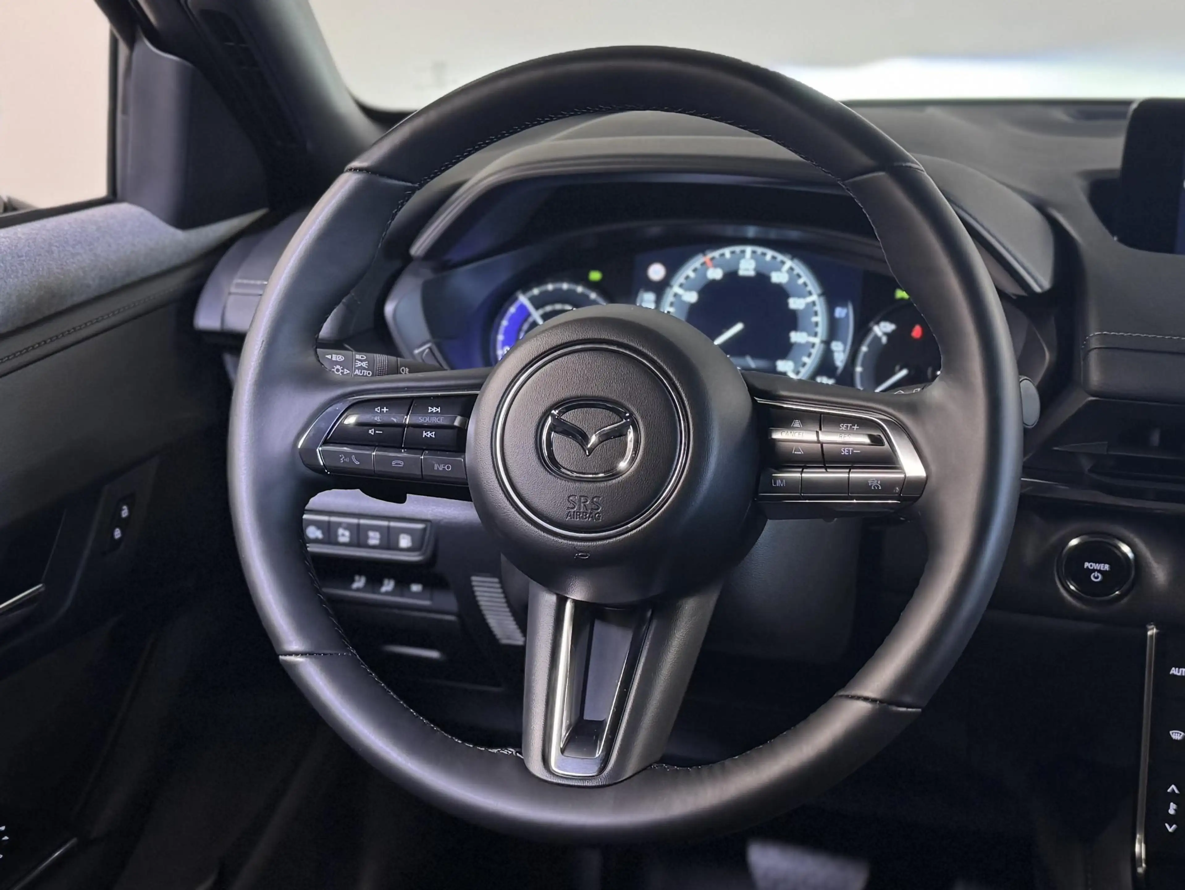 Mazda MX-30 e-SkyActiv R-EV 170 Exclusive-line Stoel-stuurverw — photo 4
