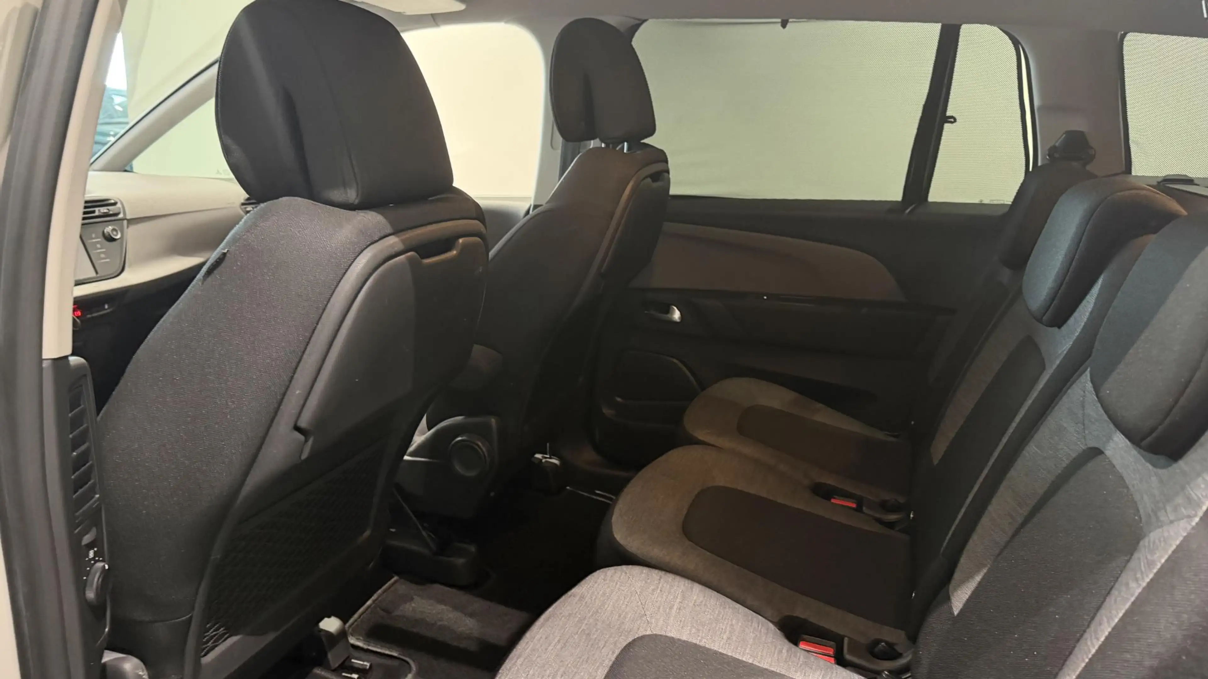 Citroen Grand C4 SpaceTourer Business - AUTOMAAT - RUIMTEWONDER - TREKHAAK — photo 6