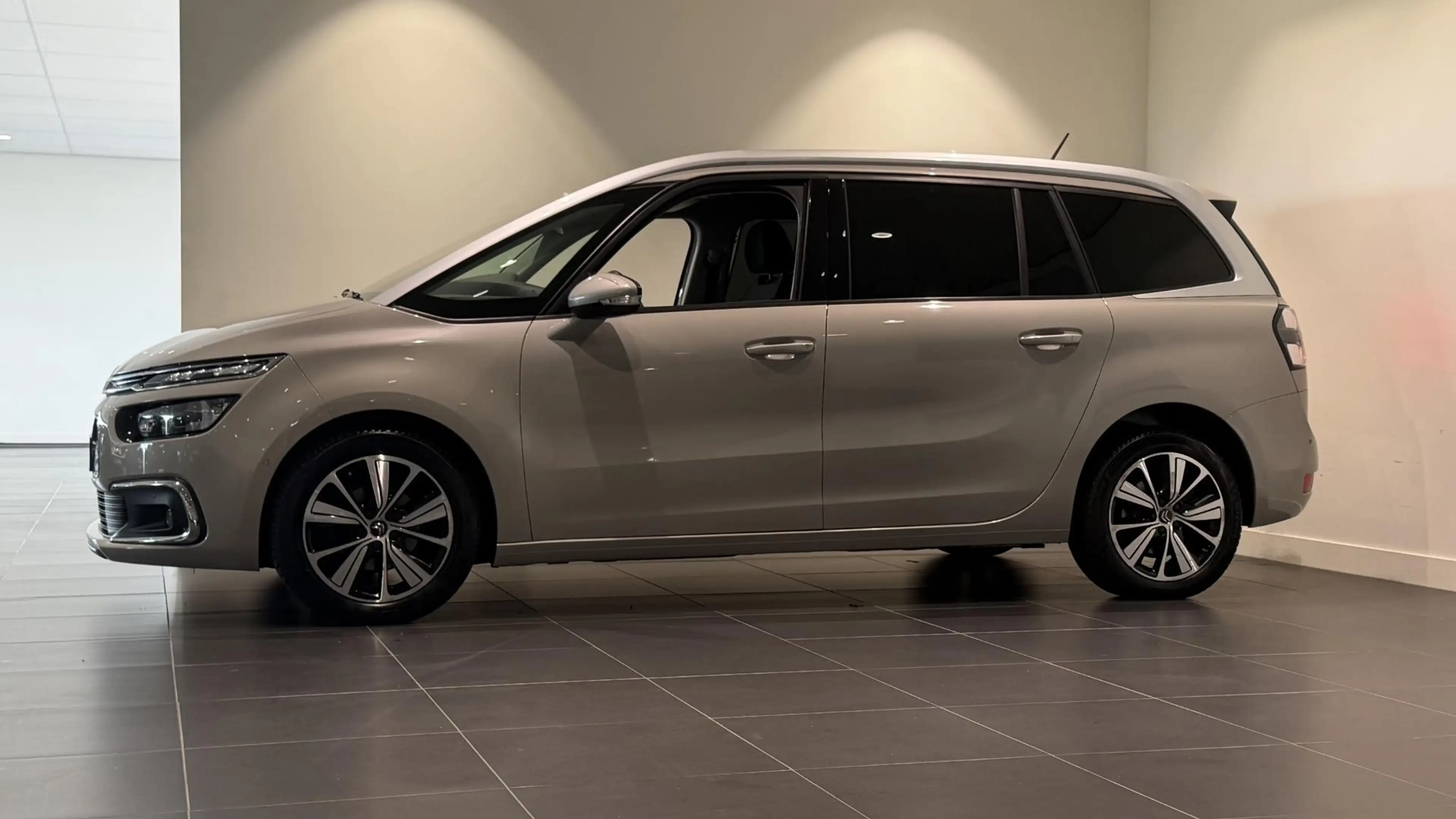 Citroen Grand C4 SpaceTourer Business - AUTOMAAT - RUIMTEWONDER - TREKHAAK — photo 4