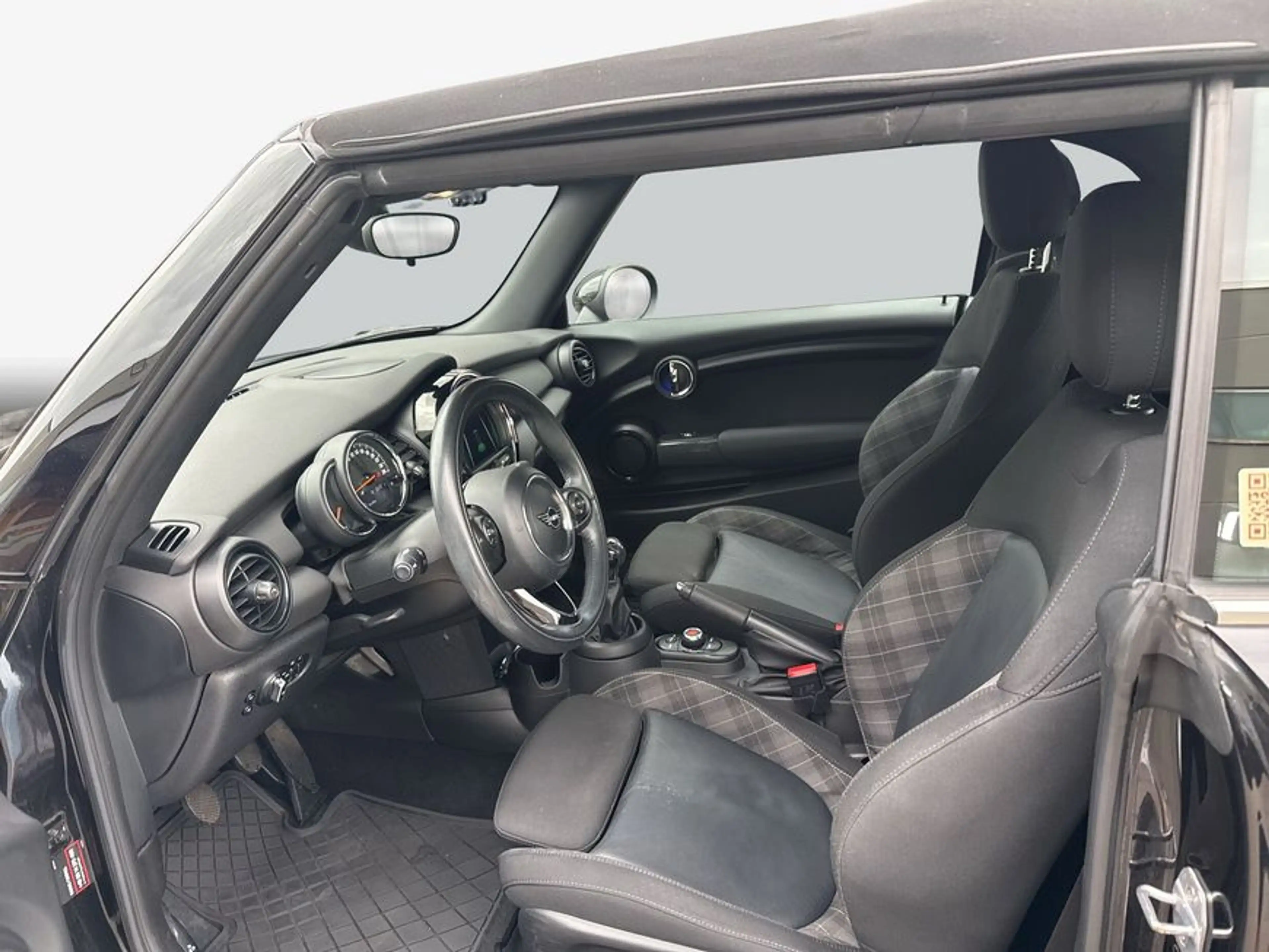 MINI One Cabrio One Cabrio — photo 9