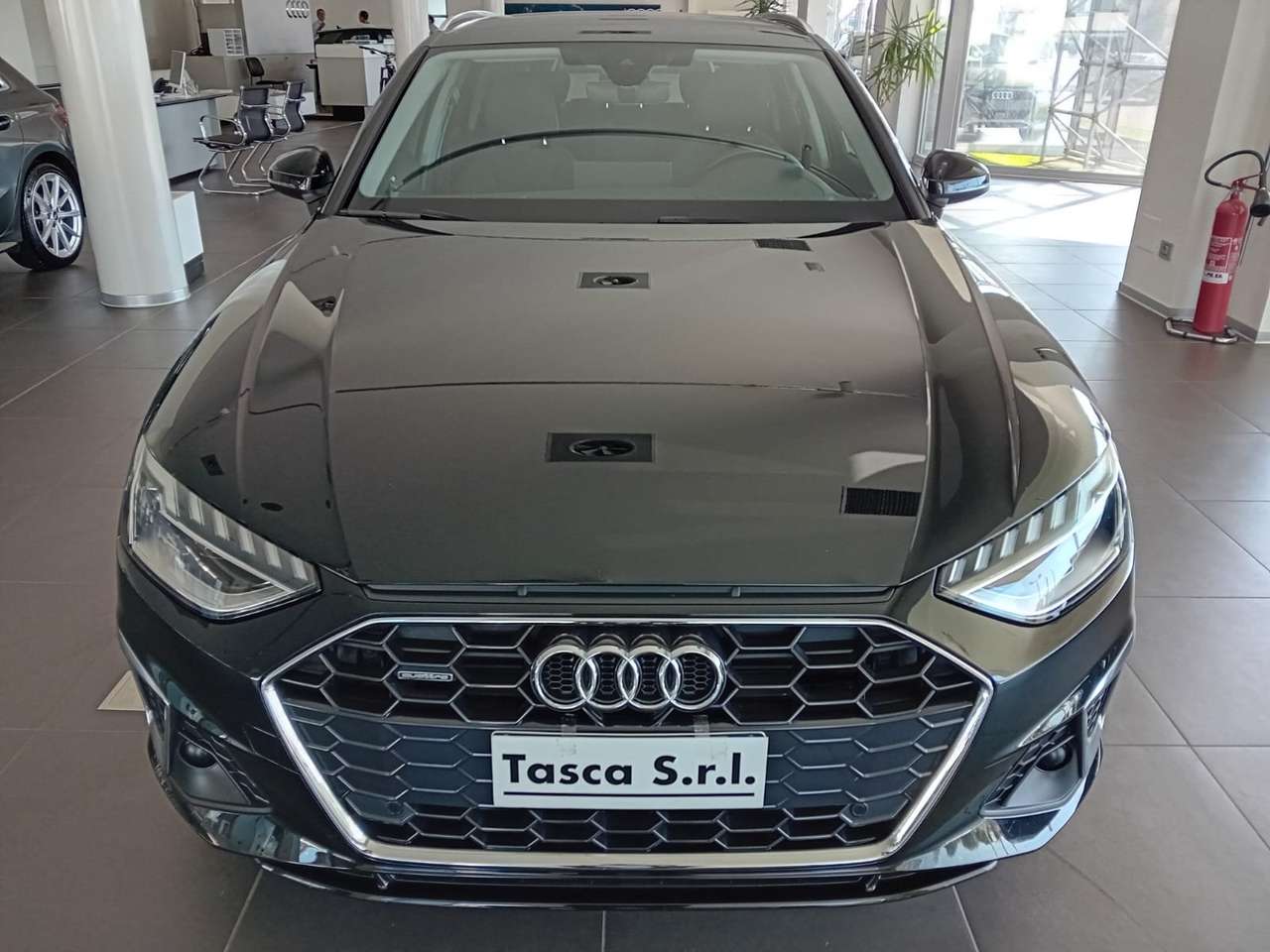 Audi A4 Avant 2.0 tdi mhev S line quattro 204cv s-tronic