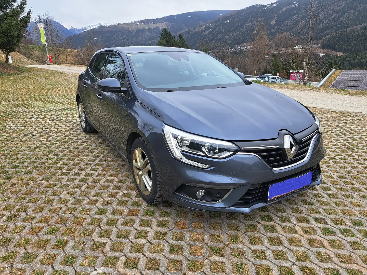 Renault Megane Mégane Zen Energy TCe 100 Zen Grau - 2