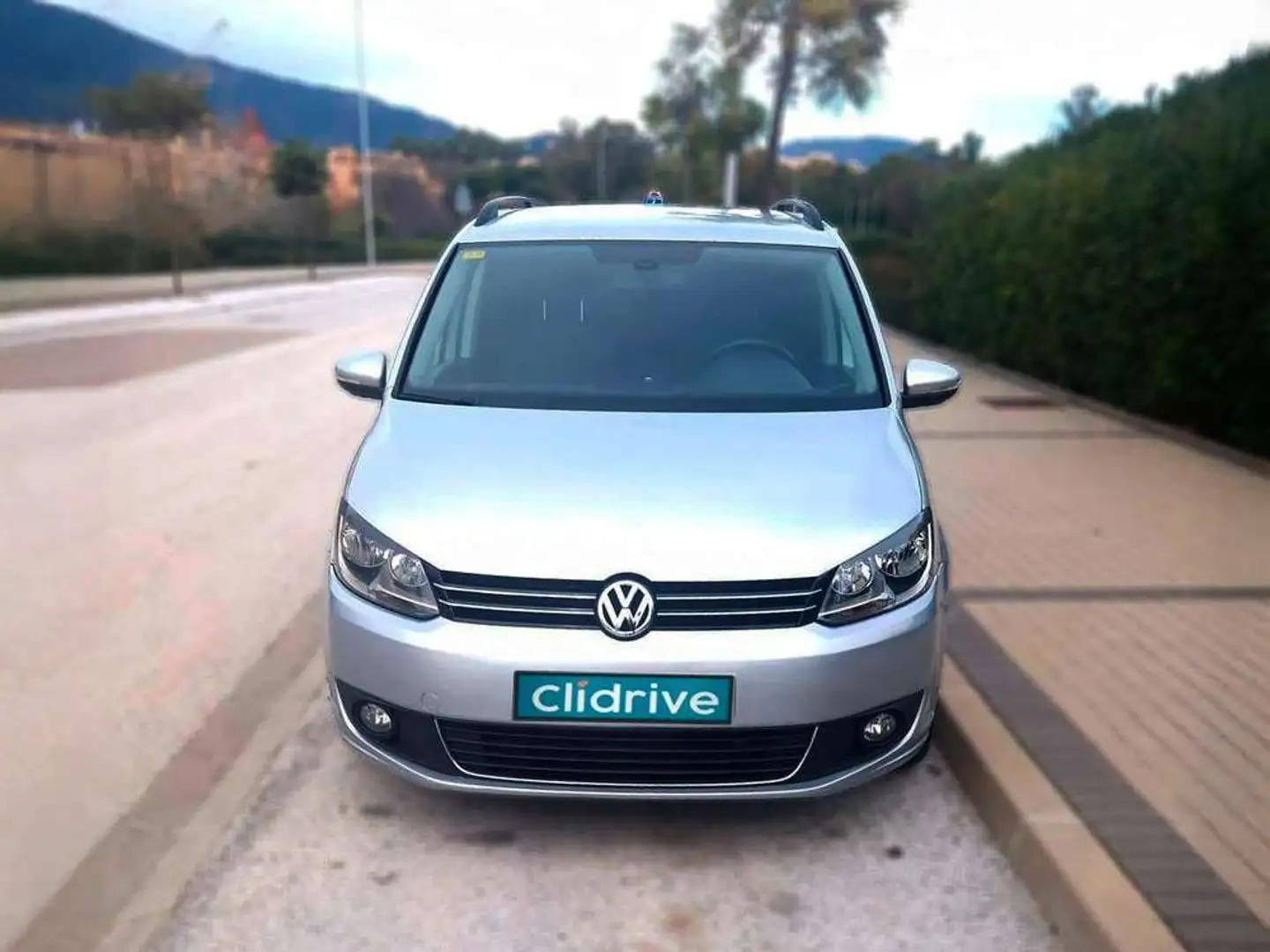 Volkswagen Touran 1.9TDI Advance Gris - 2