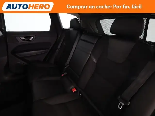 Volvo XC60 view 15