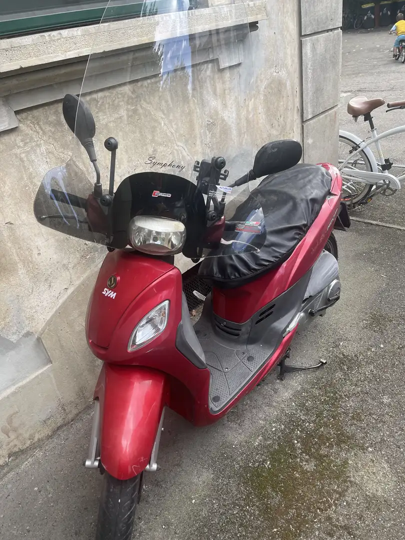 SYM rosso - 2