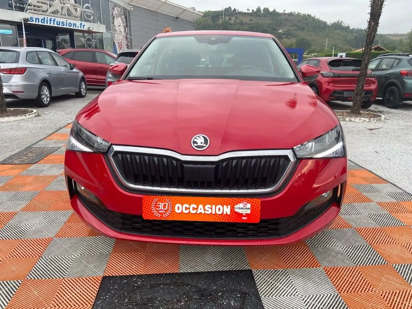 Skoda Scala 1.0 TSI 110 DSG7 AMBITION PACK DESIGN \u0026amp;amp; CONFORT Rouge - 2