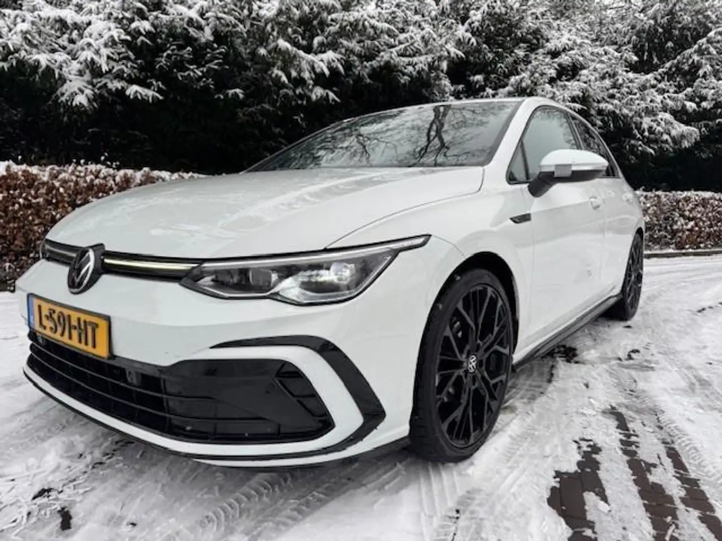 Volkswagen Golf 1.5eTSI 150PK R-line Business LED/VIRTDASH/NAV/ACA Weiß - 1