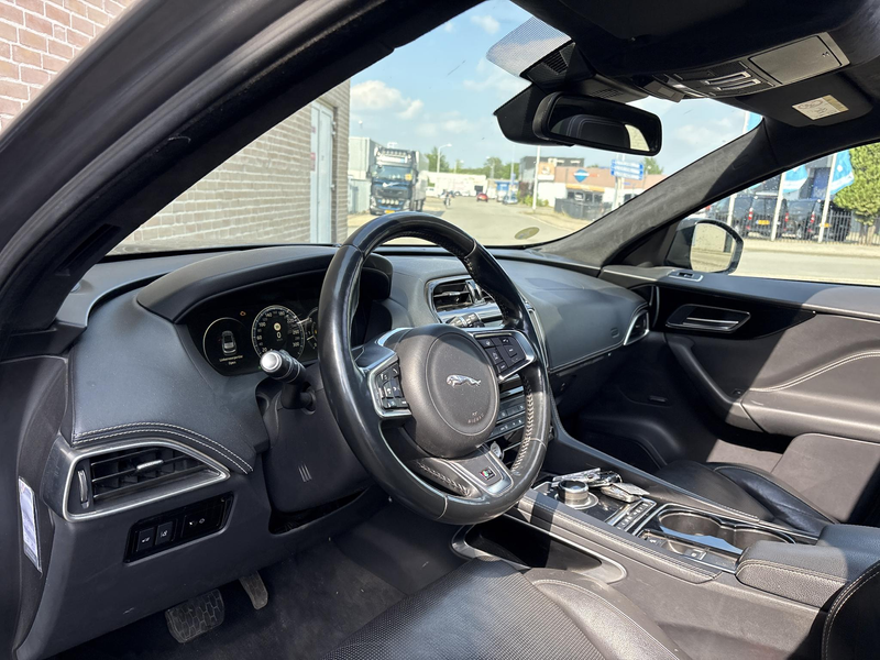 Jaguar F-Pace 3.0 S AWD 30d | Pano | Leder | Meridian | Memory | — photo 3