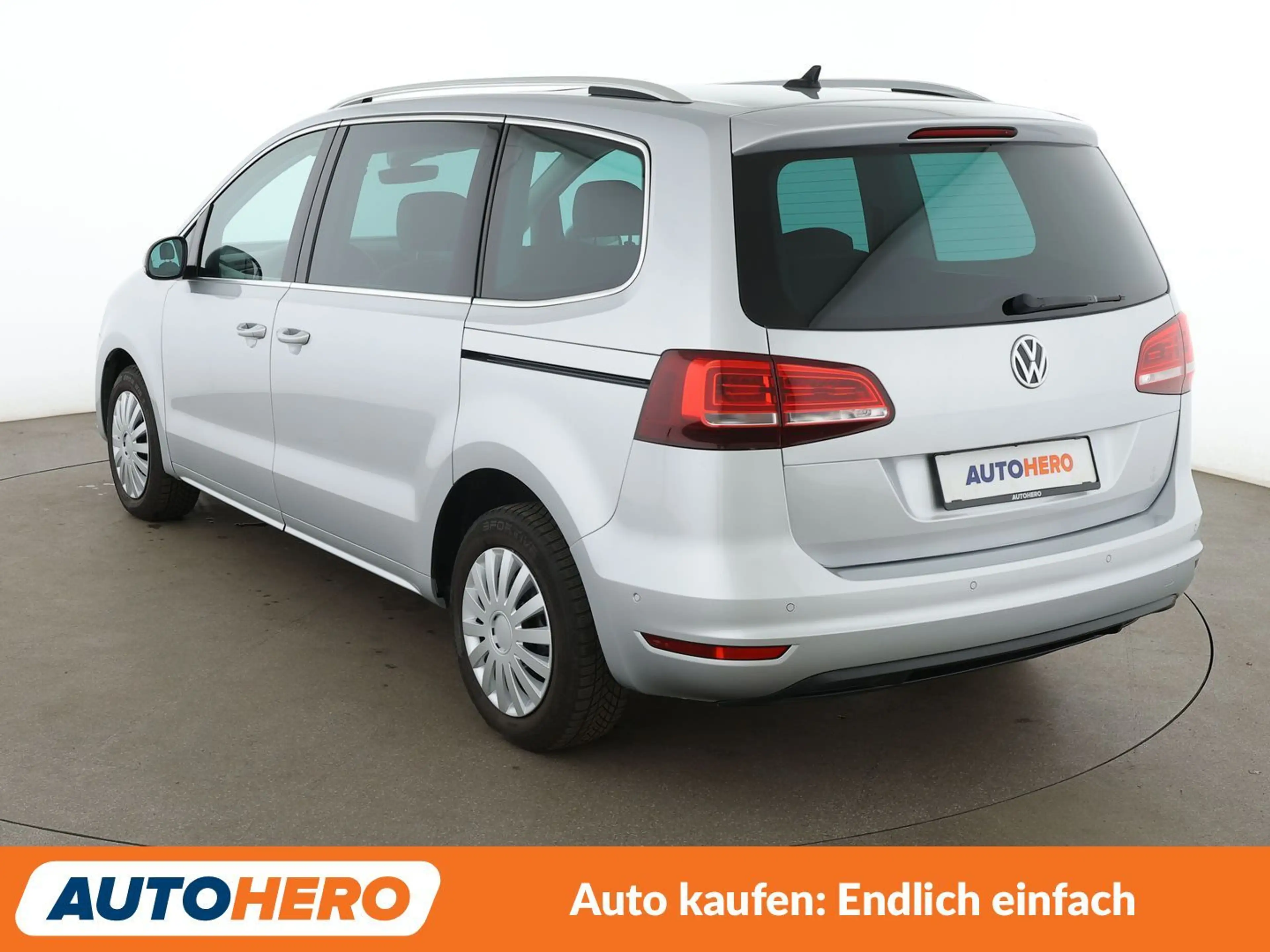 Volkswagen Sharan 2.0 TSI Highline BMT Aut.*BI-XENON*ACC*PDC*SHZ* — photo 4