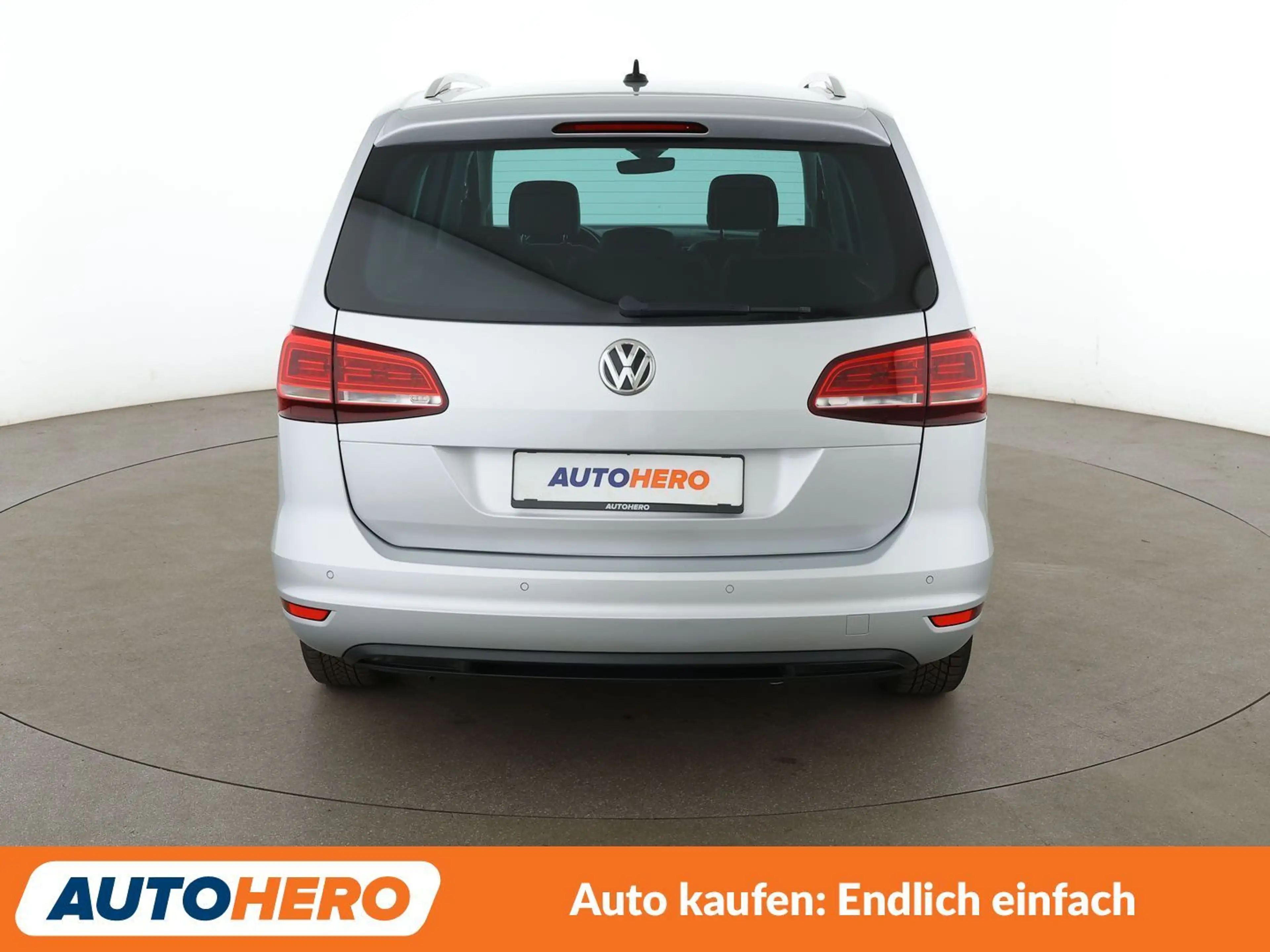 Volkswagen Sharan 2.0 TSI Highline BMT Aut.*BI-XENON*ACC*PDC*SHZ* — photo 5