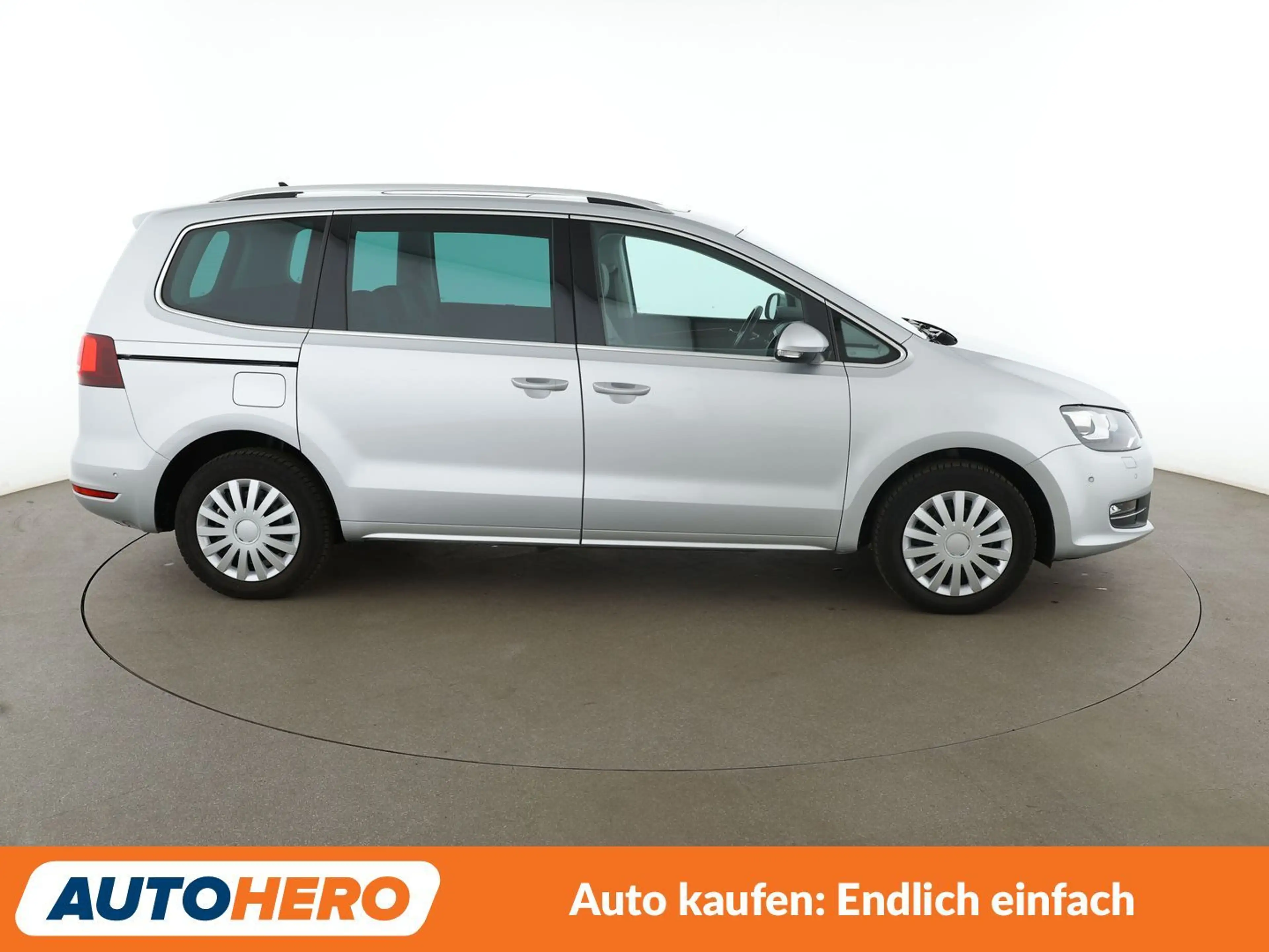 Volkswagen Sharan 2.0 TSI Highline BMT Aut.*BI-XENON*ACC*PDC*SHZ* — photo 7