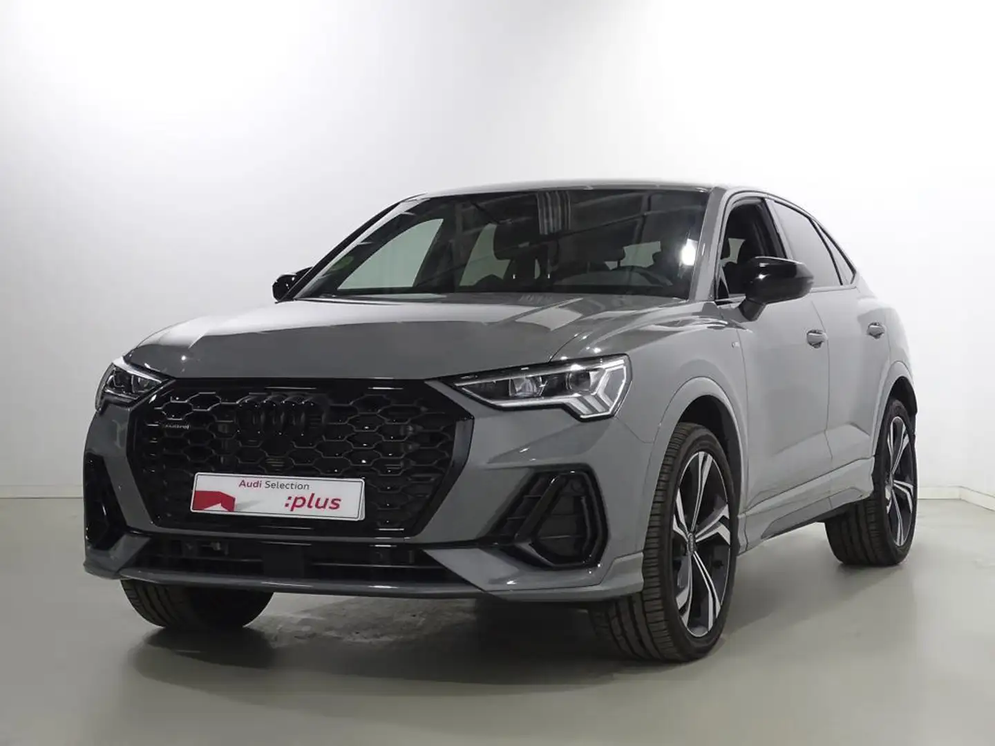 Audi Q3 Sportback 40 TFSI quattro Black line S tronic Gris - 1