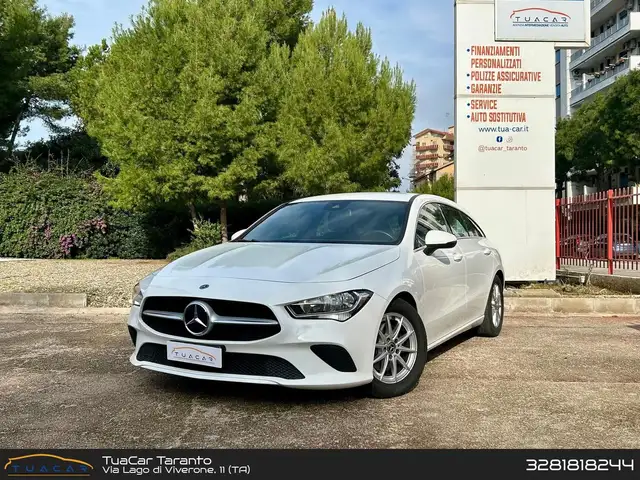 Mercedes-Benz CLA 180 Business CLA 180 D