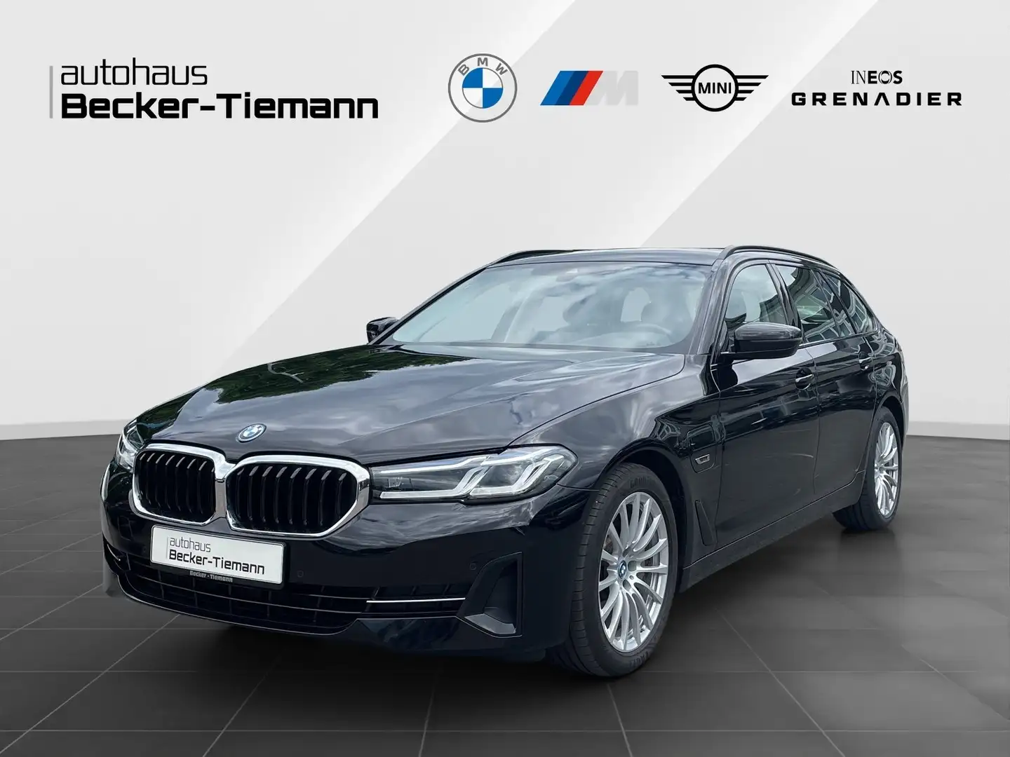 BMW 530 e Touring/ LC Prof./ ParkAss/ DrivAss/ Laser/ 4-Zo Nero - 1