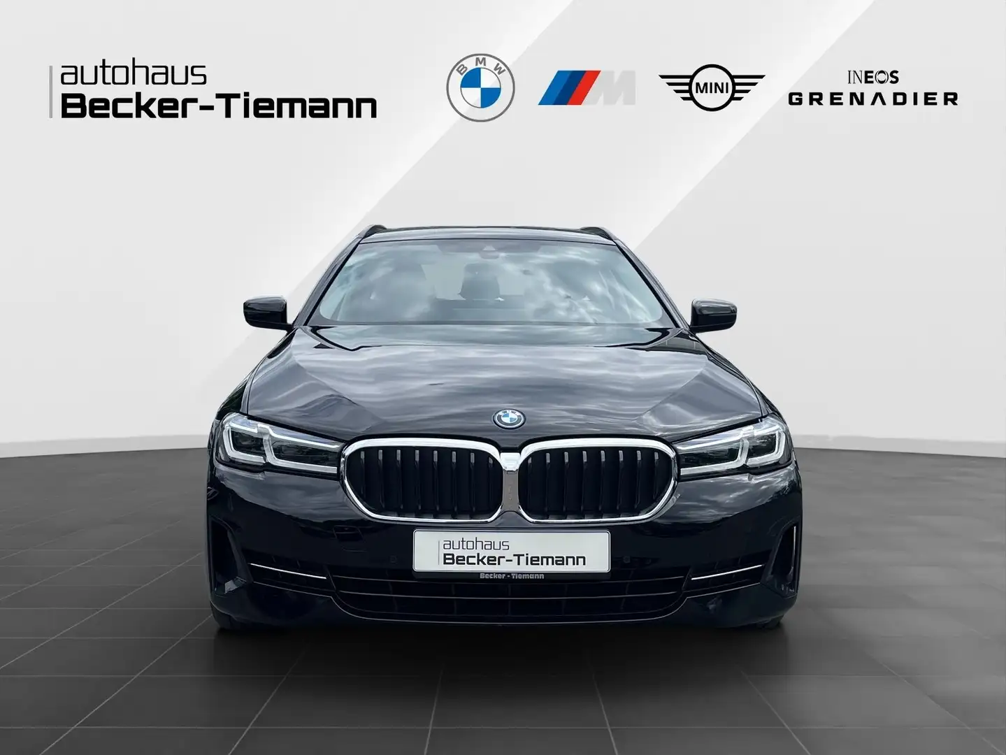BMW 530 e Touring/ LC Prof./ ParkAss/ DrivAss/ Laser/ 4-Zo Zwart - 2