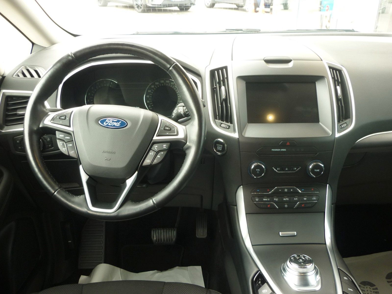 Ford S-Max S-MAX Titanium — photo 11