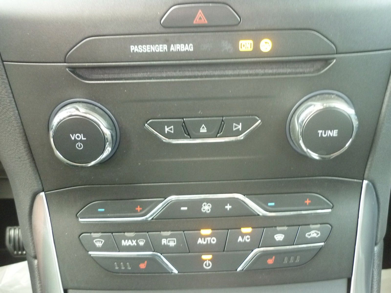 Ford S-Max S-MAX Titanium — photo 15