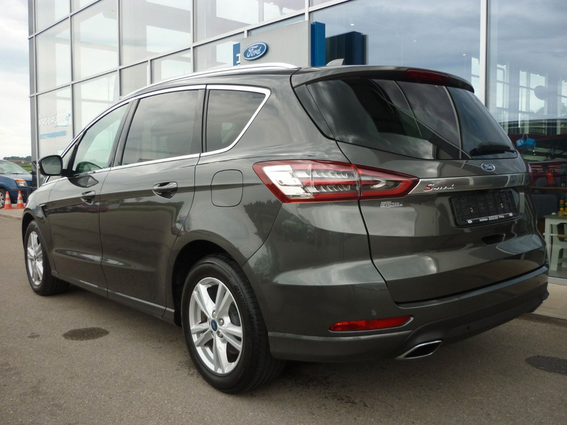 Ford S-Max S-MAX Titanium — photo 6