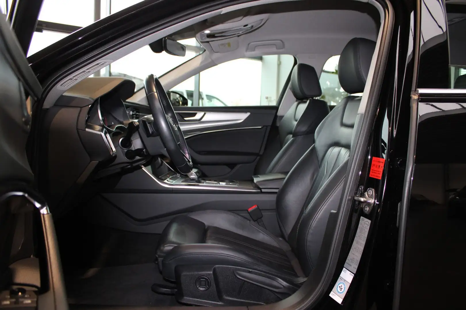 Audi A6 AVANT 35 TDI *SPORT* AHK/HIFI/LEDER/LED/R-KAM Schwarz - 2