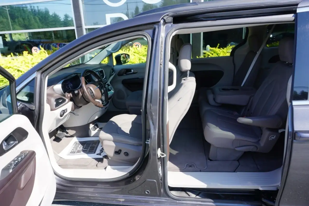 Chrysler Pacifica fotografie Chrysler Pacifica