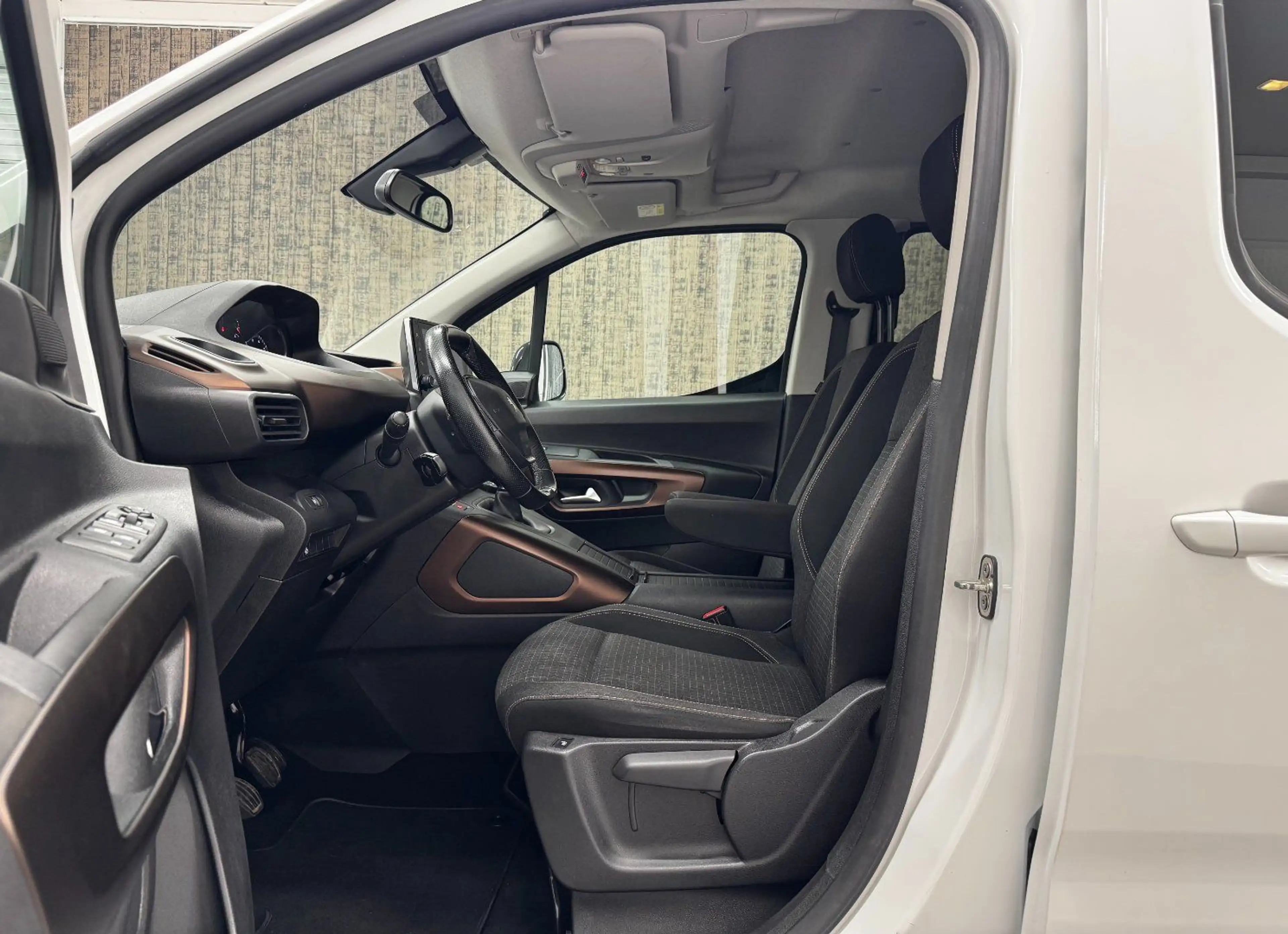 Peugeot Rifter 1.5 BlueHDi 130 FAP GT Line S&S (EURO 6d-TE — photo 10