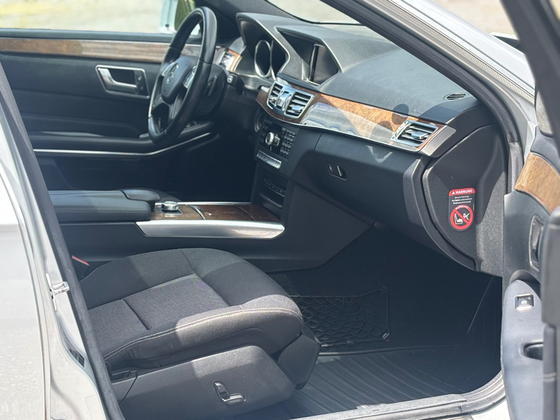 Mercedes-Benz E 220 E 220 CDI Elegance — photo 9