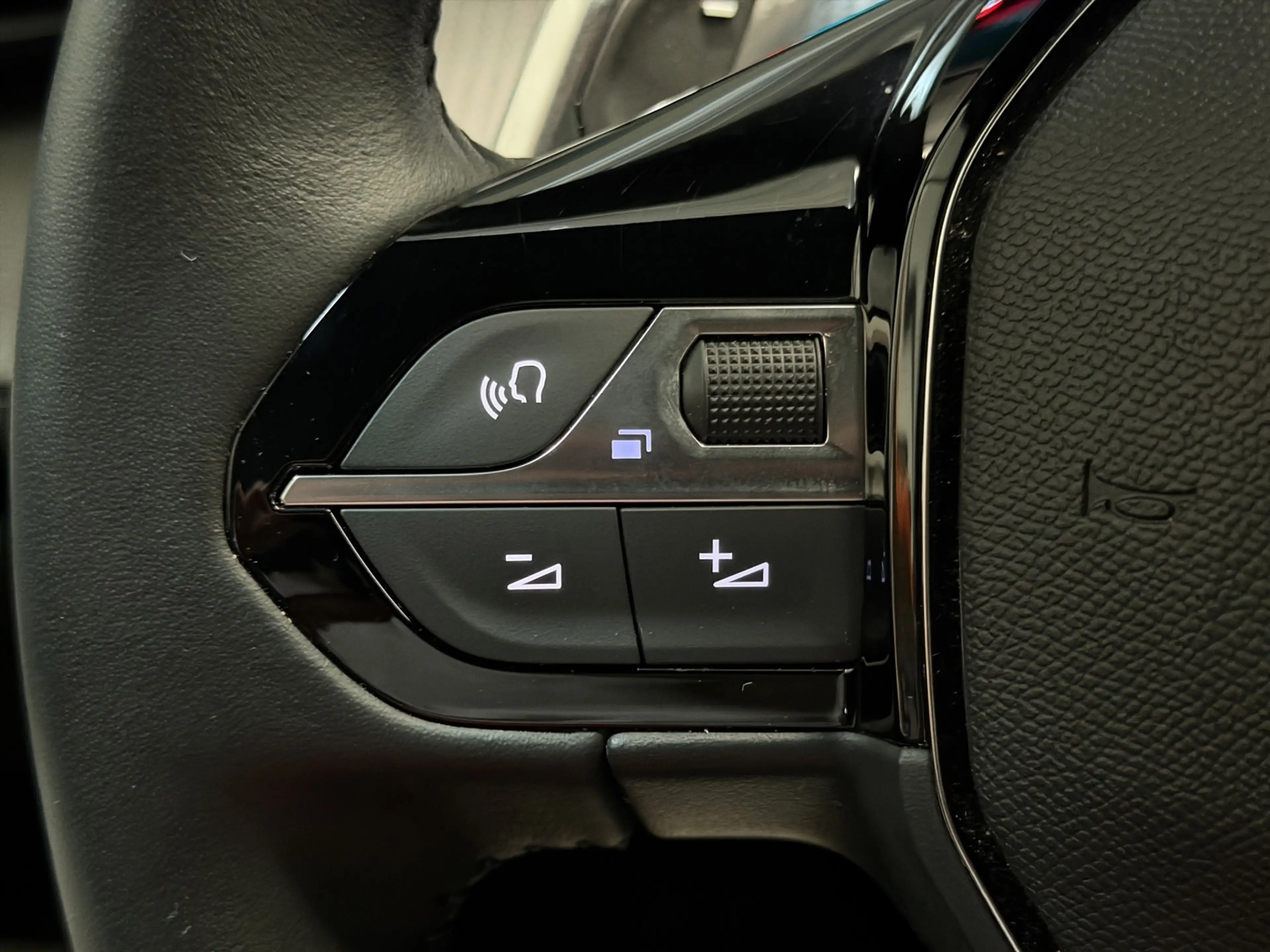 Peugeot 2008 1.2 Hybrid 136 Style|Automaat|Cruise Control|Carpl — photo 15